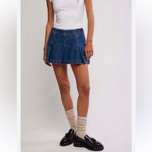 Free People Dark Blue Denim Pleated Mini Madison Skirt Avenue Wandering Eyes 28